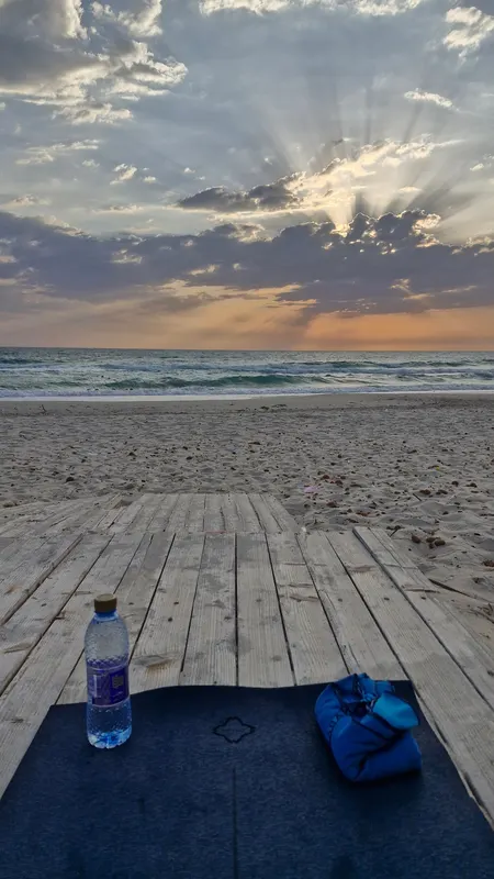 Jassim | Beach Yoga