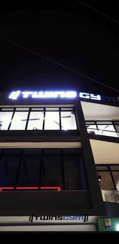 Twins gym